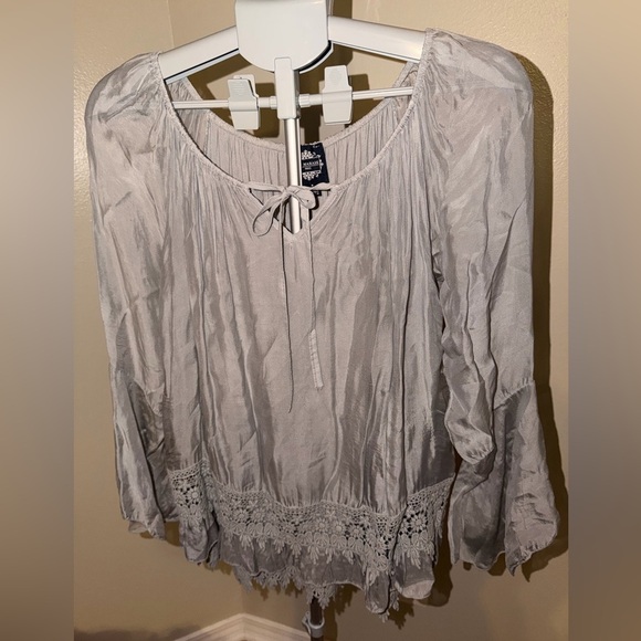 Le Marais Paris Tops - Le Marais Paris Silk Blend Blouse – Size Medium – Made in Italy